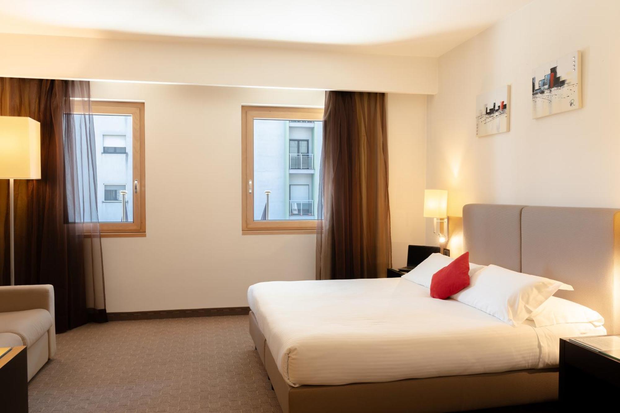 Ariha Hotel コゼンツァ エクステリア 写真
