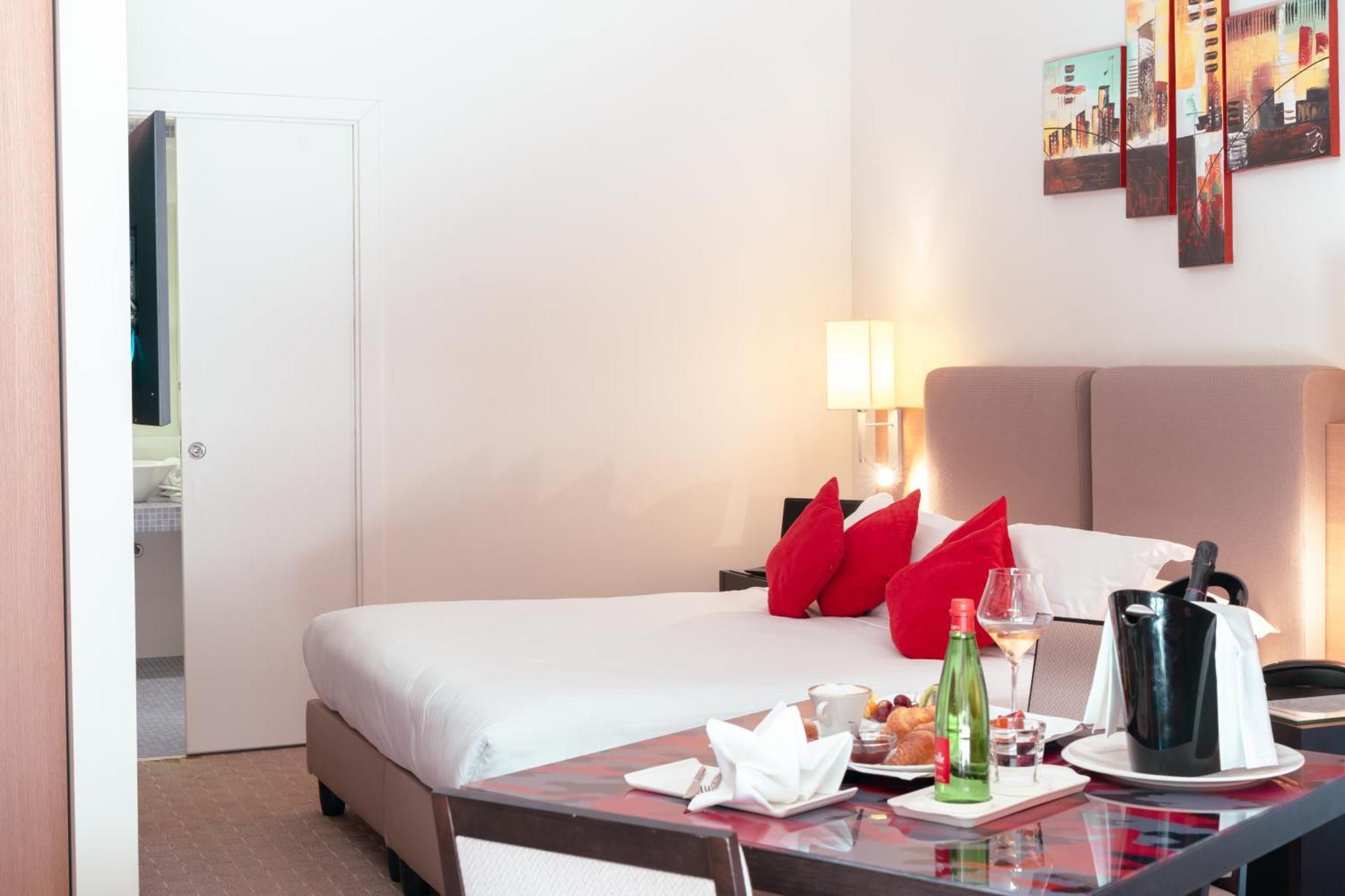 Ariha Hotel コゼンツァ エクステリア 写真