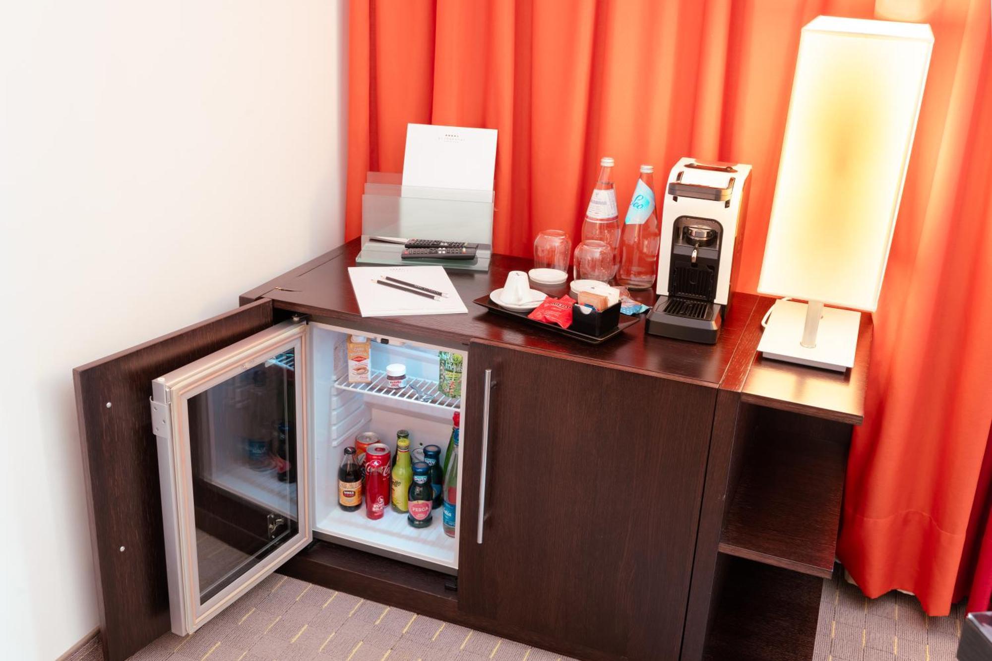 Ariha Hotel コゼンツァ エクステリア 写真